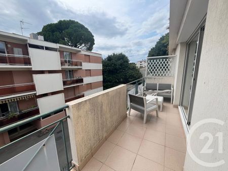 Location Appartement 1 pièce 23m² MONTPELLIER 34000 - Photo 3