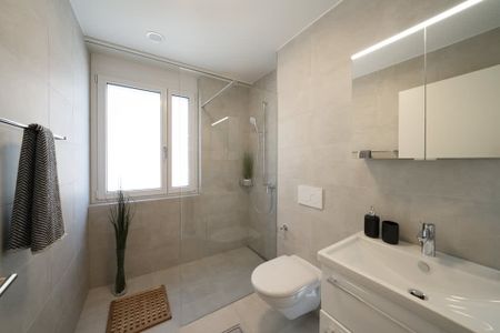 2.5 Zimmer, 64 m², 1. Stock - Photo 5