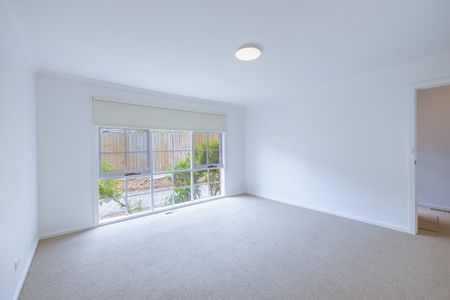 2/13 Wilson Street, Murrumbeena VIC 3163 - Apartment For Rent | Domain - Photo 5