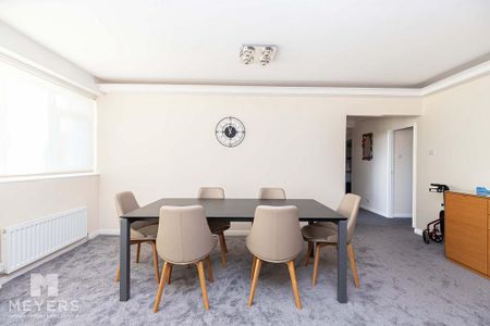 3 bedroom apartment to rent - Photo 5