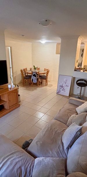 South Perth - Photo 1