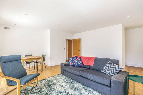 City Walk, London, SE1 3BP - Photo 1