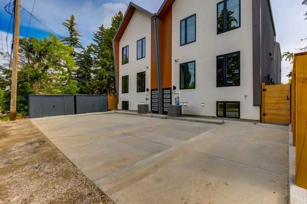 Modern 2-Bedroom Basement Suite in Killarney | $1,500 | $500 Move-In Bonus - Photo 1