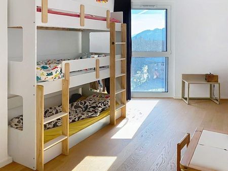 Superbe appartement avec loggia et vue dégagée dans un cadre paisible - Photo 3