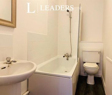 2 bedroom flat to rent - Photo 6