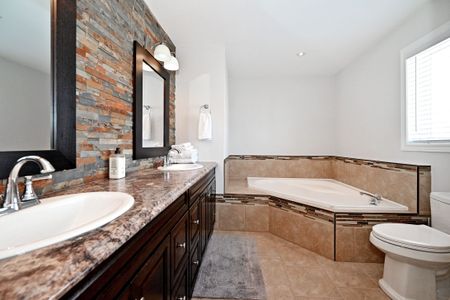 For Lease - 1128 Corrie Street, Innisfil, Ontario - Photo 5