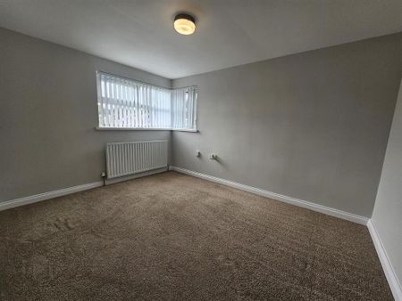 261B Shore Crescent, Belfast, BT15 4JS - Photo 2