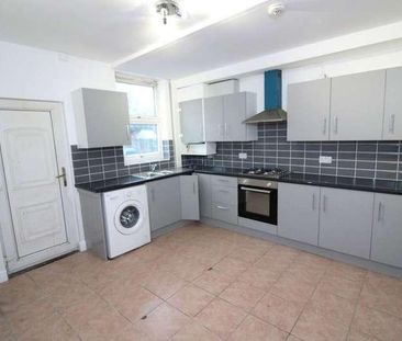 Home Lane - - Bed House, S6 - Photo 6