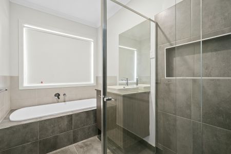 44 Shillings Road, Mambourin VIC, Belconnen - Photo 5