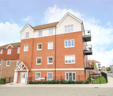 A contemporary ground floor apartment set in a popular development - Photo 2