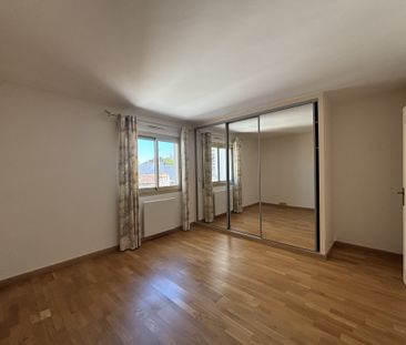 Location Appartement 3 pièces 94m² POITIERS 86000 - Photo 5