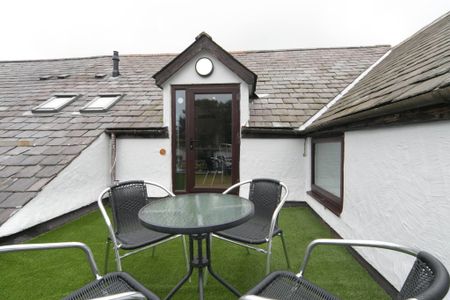 Apt 4 Yr Owain Glyndwr, High Road, Llanddona - Photo 4