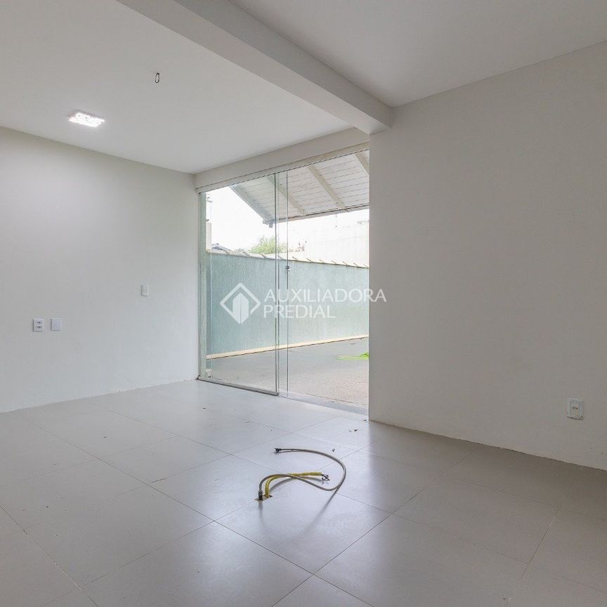 Casa em Condomínio com 2 quartos e 100m² para alugar em Harmonia, Canoas. - Photo 1
