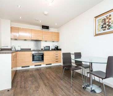 1 bedroom flat to rent - Photo 5