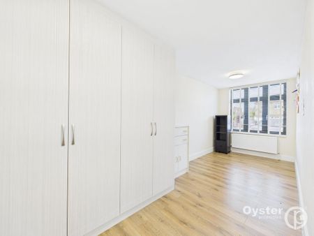 3 bedroom flat to rent - Photo 4