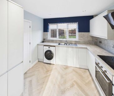 3 bedroom terraced house to rent - Photo 4