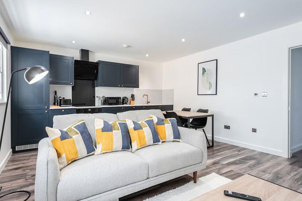 Dock Street - Photo 1