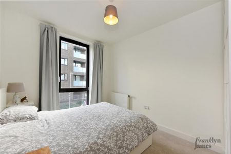 2 bedroom apartment to rent - Photo 5