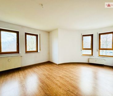 Gemütliche 3-Raum-Erdgeschosswohnung mit Balkon und Stellplatz im H... - Photo 3