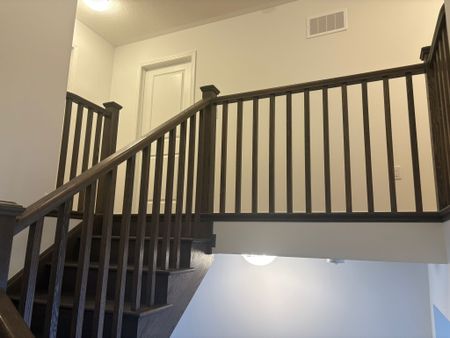 For Lease - 228 Greer Street, Barrie, Ontario - Photo 2