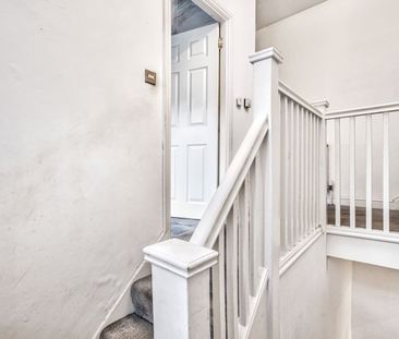Lady Margaret Road, Southall, Middlesex, UB1 - Photo 1