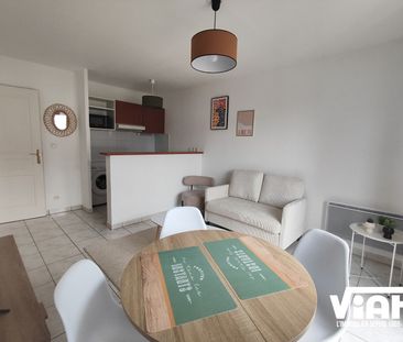 T2 MEUBLE PROCHE PLACE DES CARMES - Photo 6