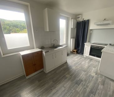 Location Appartement 4 pièces 95m² LE CREUSOT 71200 - Photo 5