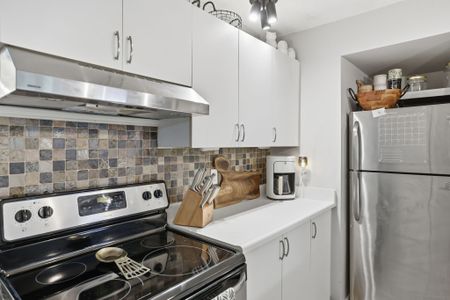 For Lease - 23 Dawson Drive Unit# 114, Collingwood, Ontario - Photo 3