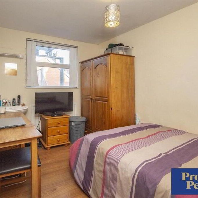 3, 28 Lawrence St, Belfast, BT7 1LF - Photo 1