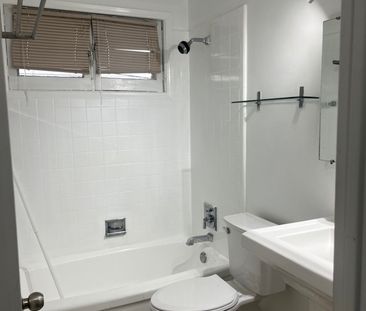 For Lease - 241 Burnett Avenue Unit# Main fl, Toronto, Ontario - Photo 4