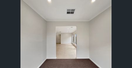 🏠 Brand New 4-Bedroom in Eynesbury - Photo 5