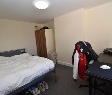 4 bedroom house to rent - Photo 4