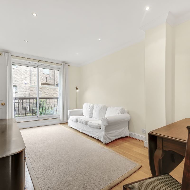 Moore Park Road, Fulham, London, SW6 - Photo 1
