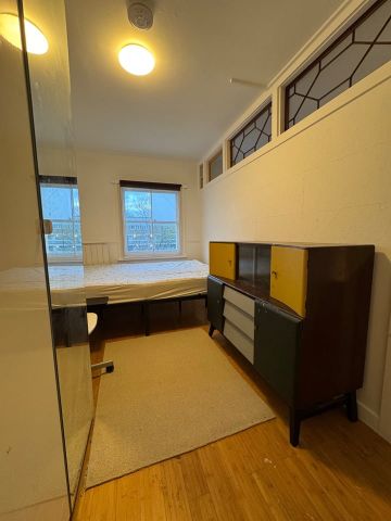1 Bed Flat, Kingsland Road, E8 - Photo 3