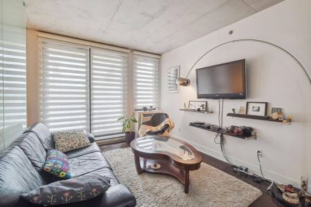 950 Rue Notre Dame O., Montréal (Le Sud-Ouest), QC H3C - Photo 3