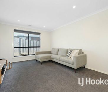 FAMILY HOME IN GRANDVUE ESTATE - Photo 3