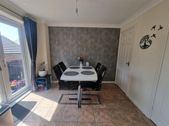 Parragate Road, Cinderford - Photo 1