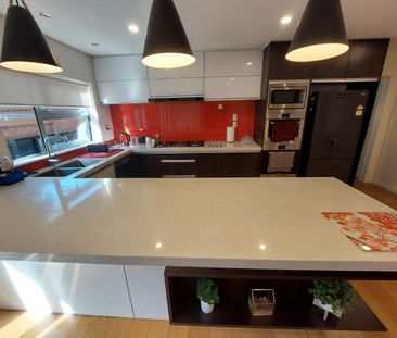 Impressive family home Blockhouse Bay - Photo 5