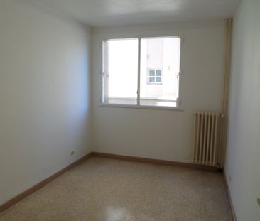 Location Appartement 4 pièces 81m² MONTPELLIER 34000 - Photo 4