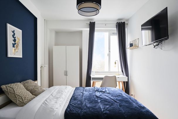 PARC BEAUVILLE A Roommate 3 Bedrooms at Amiens - Photo 1
