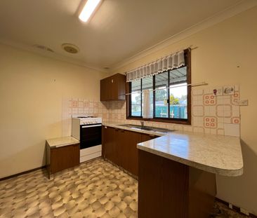 Located in Great Position - Photo 6