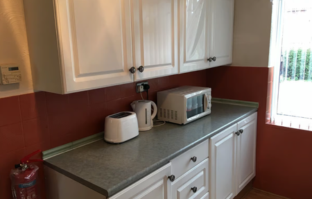 4 bedroom terraced house to rent - Photo 4