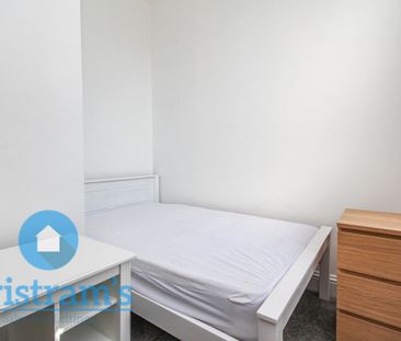 3 bed Apartment for Rent - Photo 1