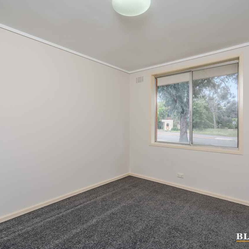 Enviable Location! - Photo 1