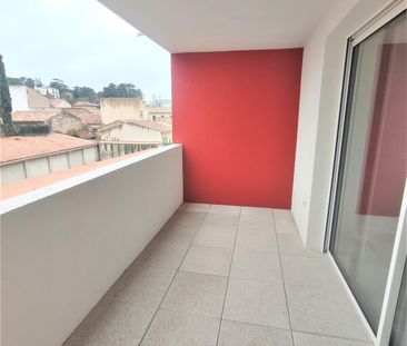 Location Appartement 2 pièces 40m² NIMES 30900 - Photo 1