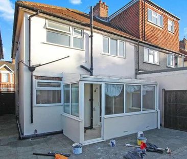 Euston Avenue, Watford, WD18 - Photo 3