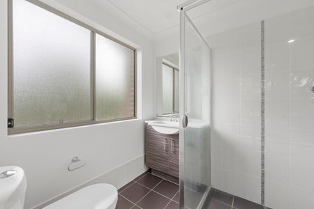 34 Gwen Meredith Loop, Franklin ACT 2913 - House For Rent | Domain - Photo 2