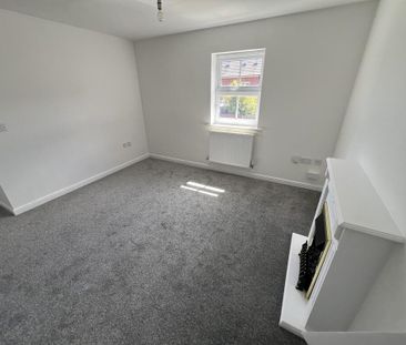 2 bedroom coach house to rent - Photo 5