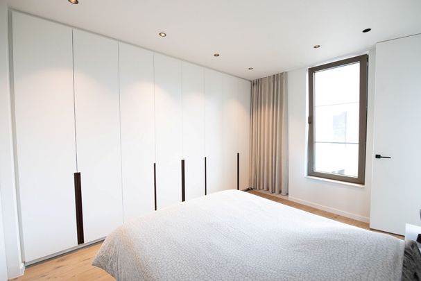 Luxueus appartement nabij de markt van Deinze. - Foto 1