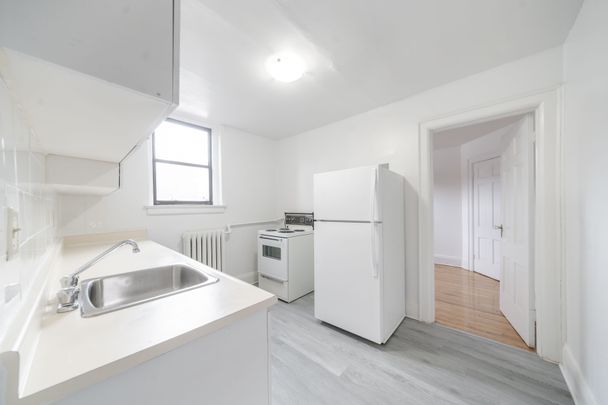 For Lease - 12 Kingston Road Unit# 65, Toronto, Ontario - Photo 1